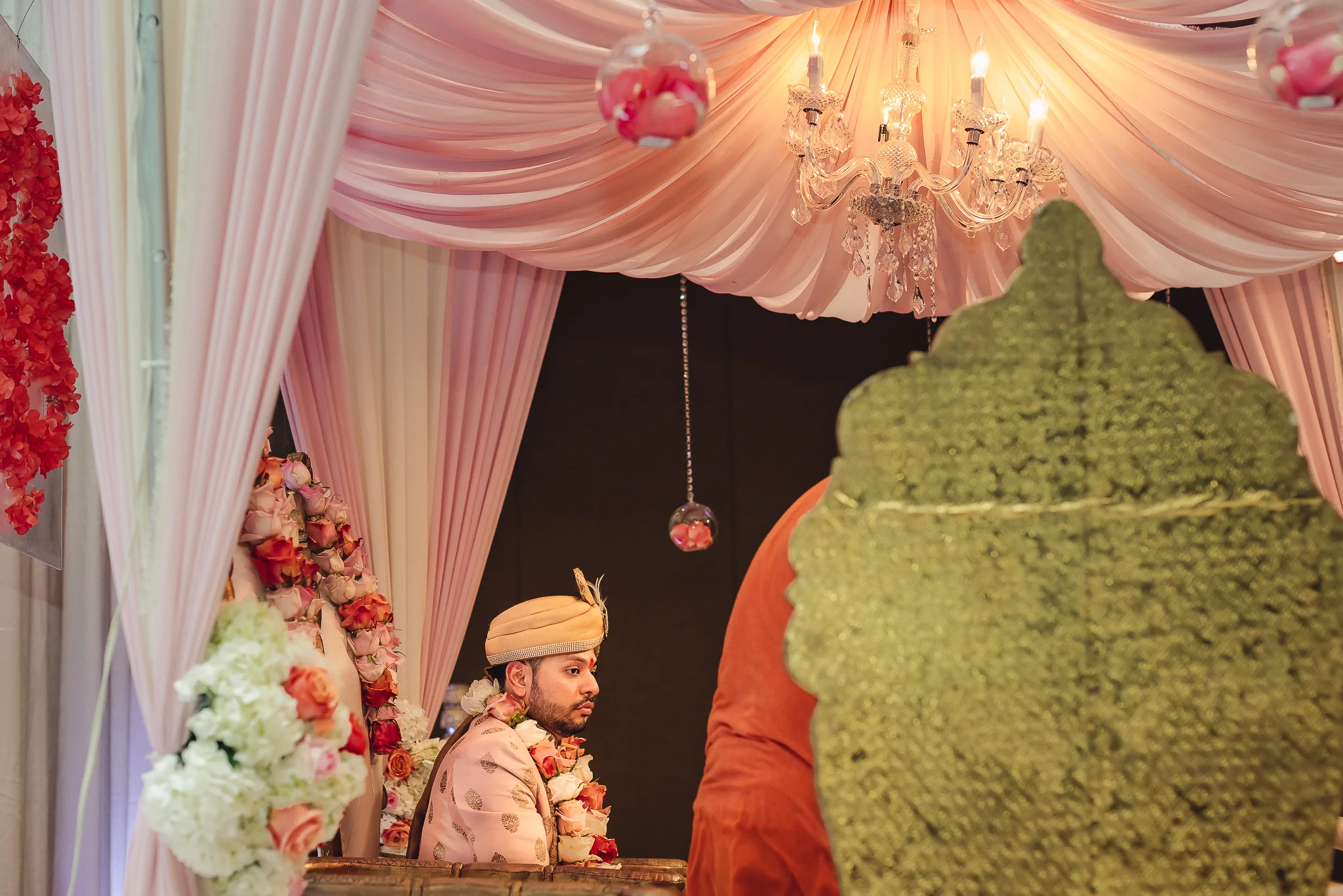 Ushma+Pankil Wedding Facebook-78.jpg