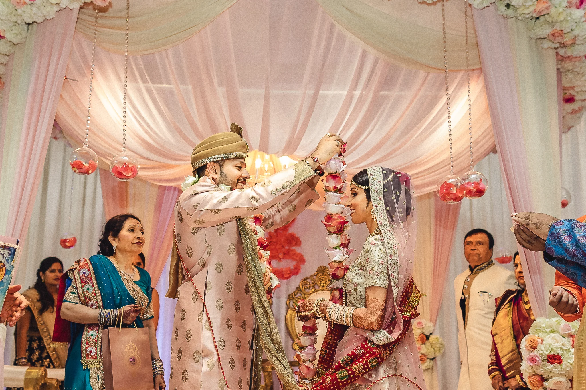 Ushma+Pankil Wedding Facebook-89.jpg