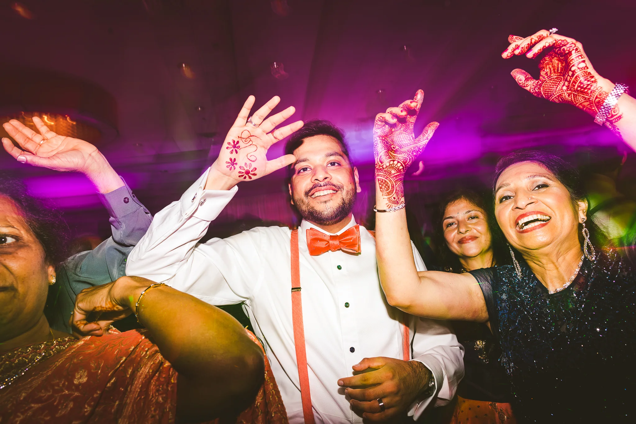 Ushma+Pankil Wedding Facebook-132.jpg