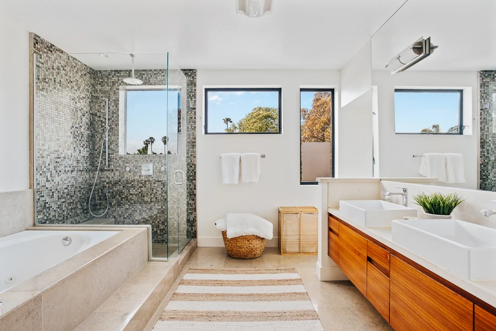 2420 Wilson Ave MLS - virtuallyherestudios.com-33.jpg