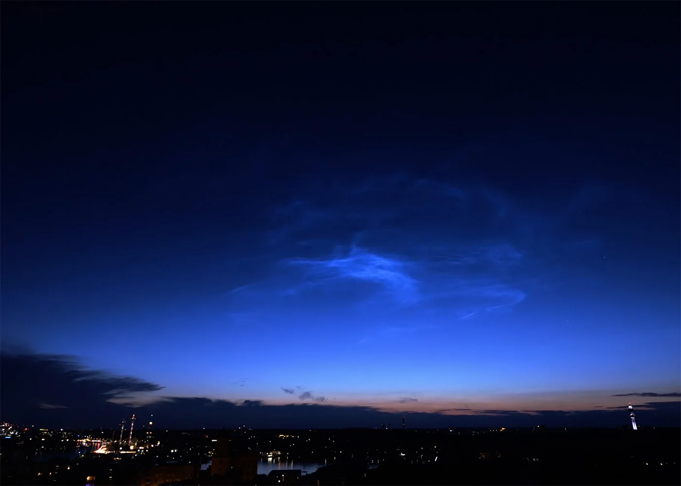 Noctilucent_tumb.jpg