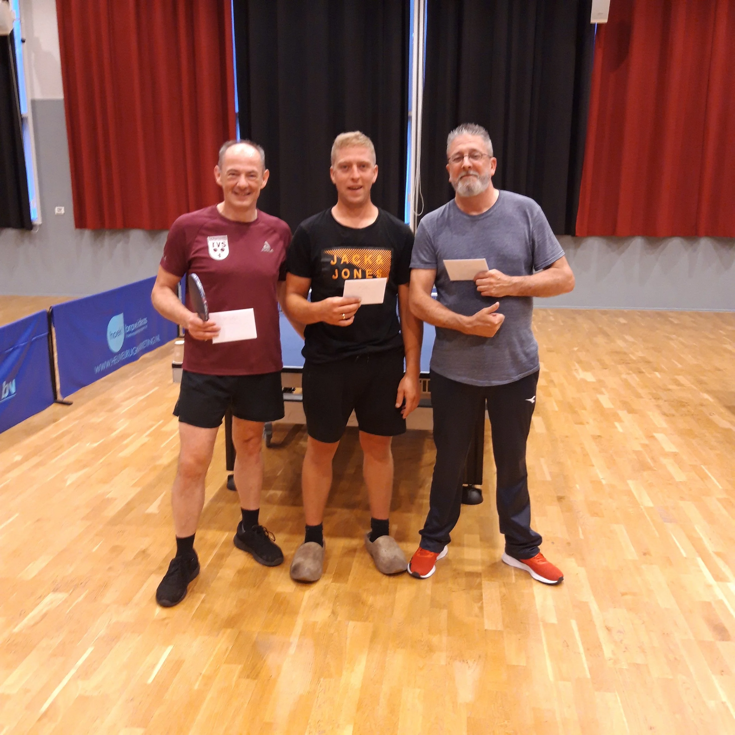 top 3 Afsluitingstoernooi met v.l.n.r. Bart, Ronald en Dennis
