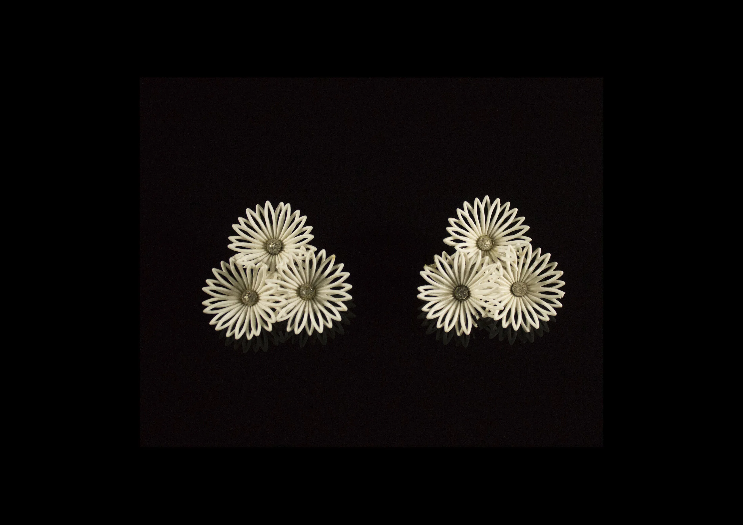 Dora - Vintage Earrings