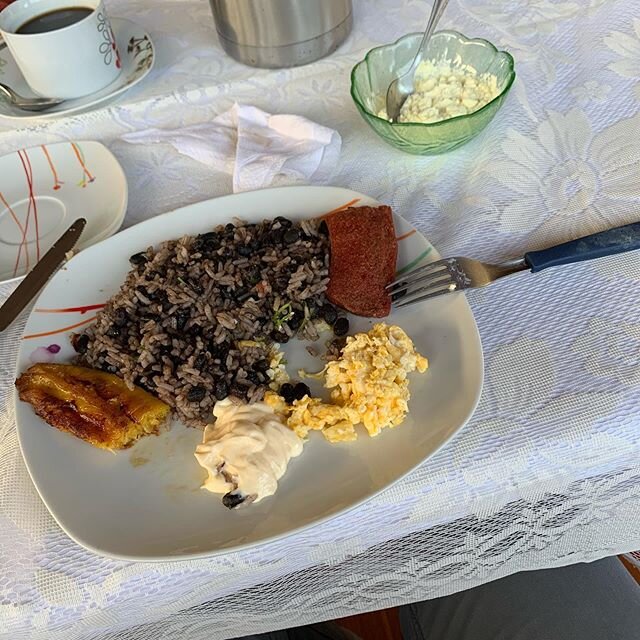 Join us and you too can eat the best homemade meals from around the world!
.
.

#costarica #sanjose #medicine #missionary #experientiallearning #premed #medstudent #studyabroad #predental #philanthropist #givebacktothecommunity #giveback #engineering