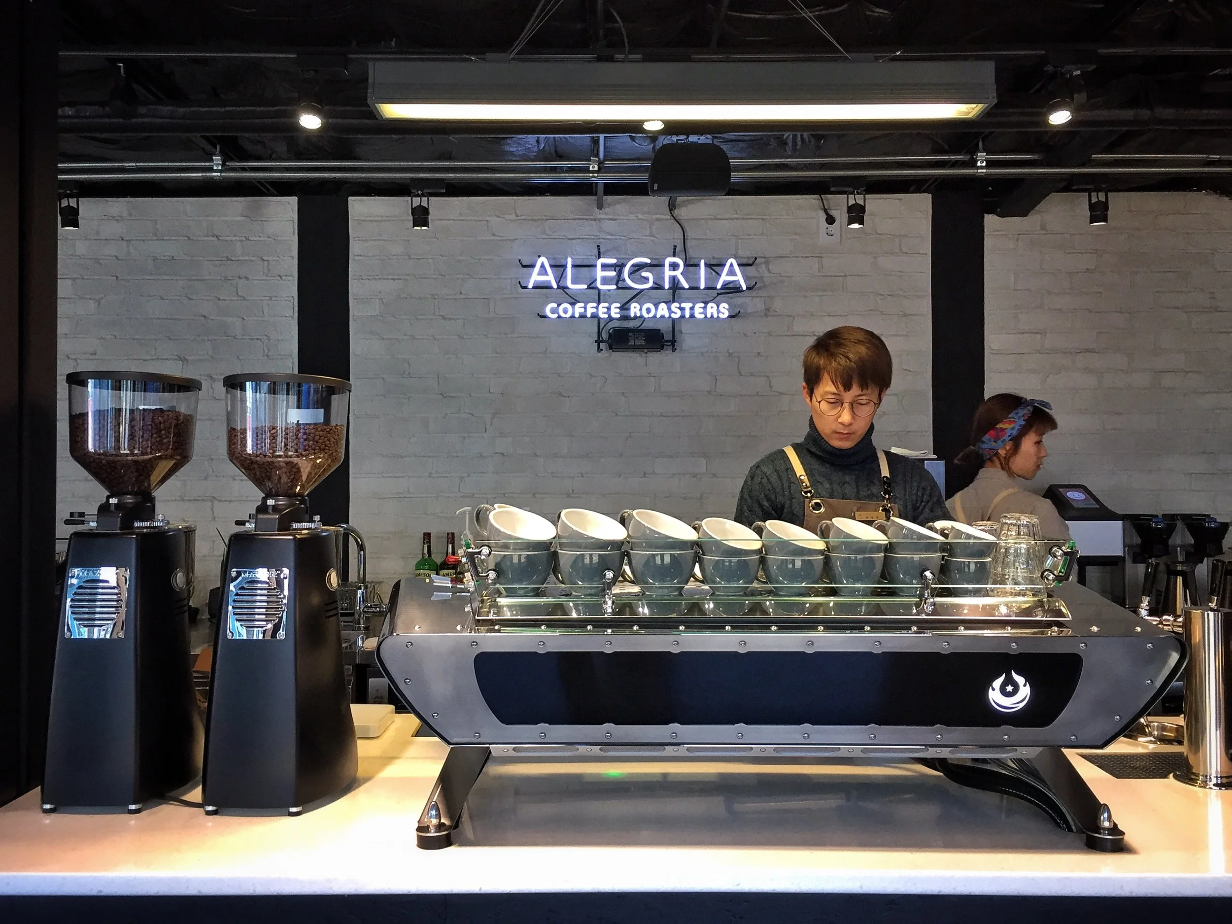 Housed atop a shopping complex comprised of reused shipping containers, Alegria evokes a hip and cool environment perfect for style conscious guests. 