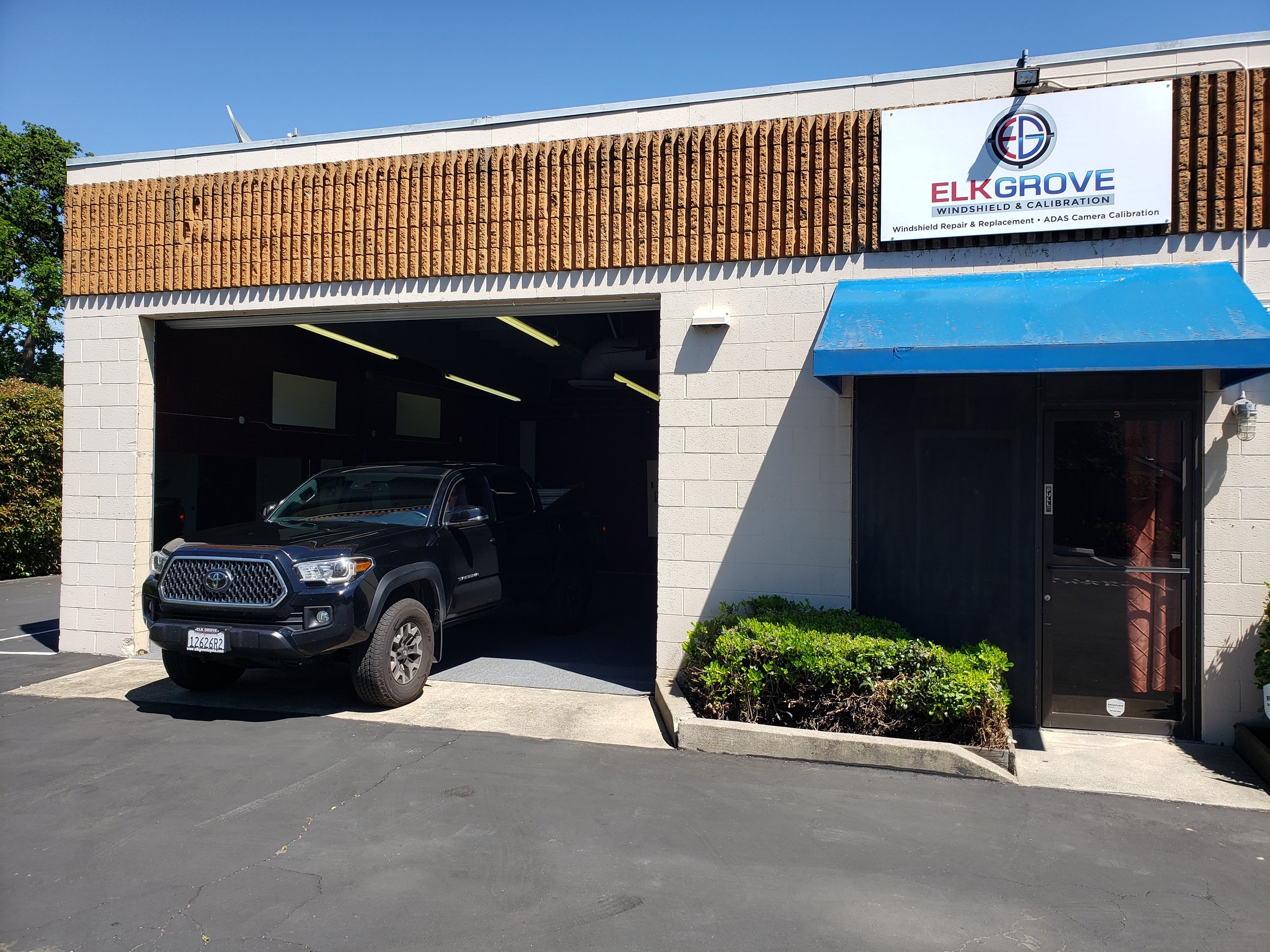 Elk Grove Windshield & Calibration