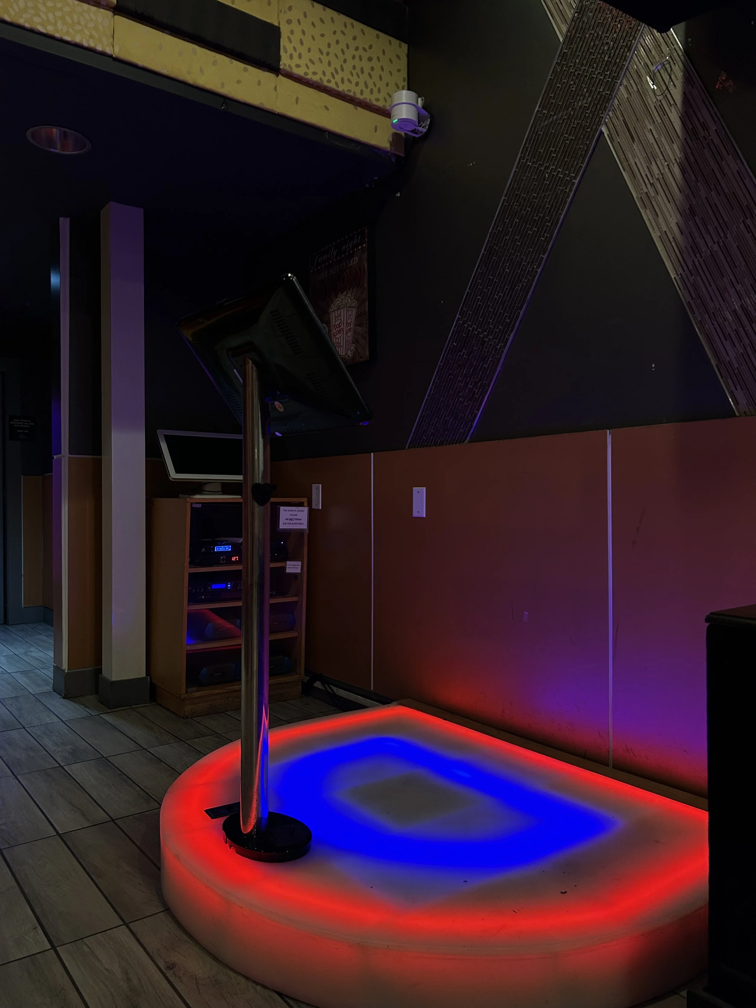 Room 4, Jul 04 2025, 8 23 30 PM.jpg