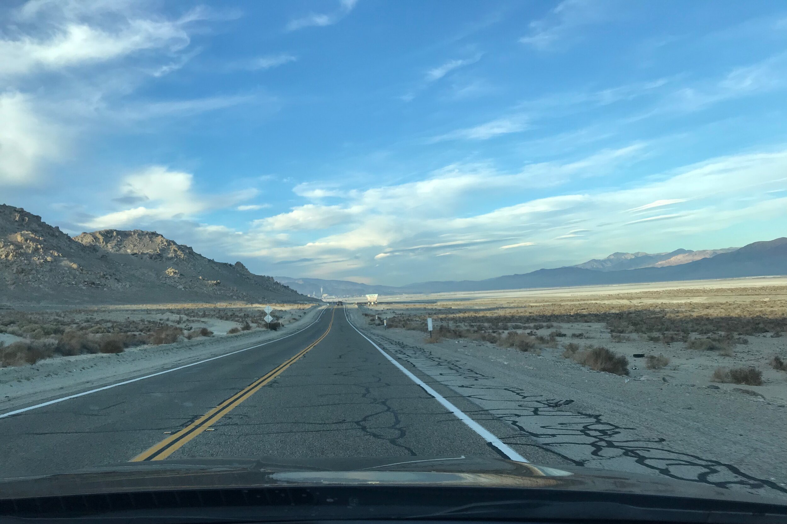  Crack in the road to Death Valley 