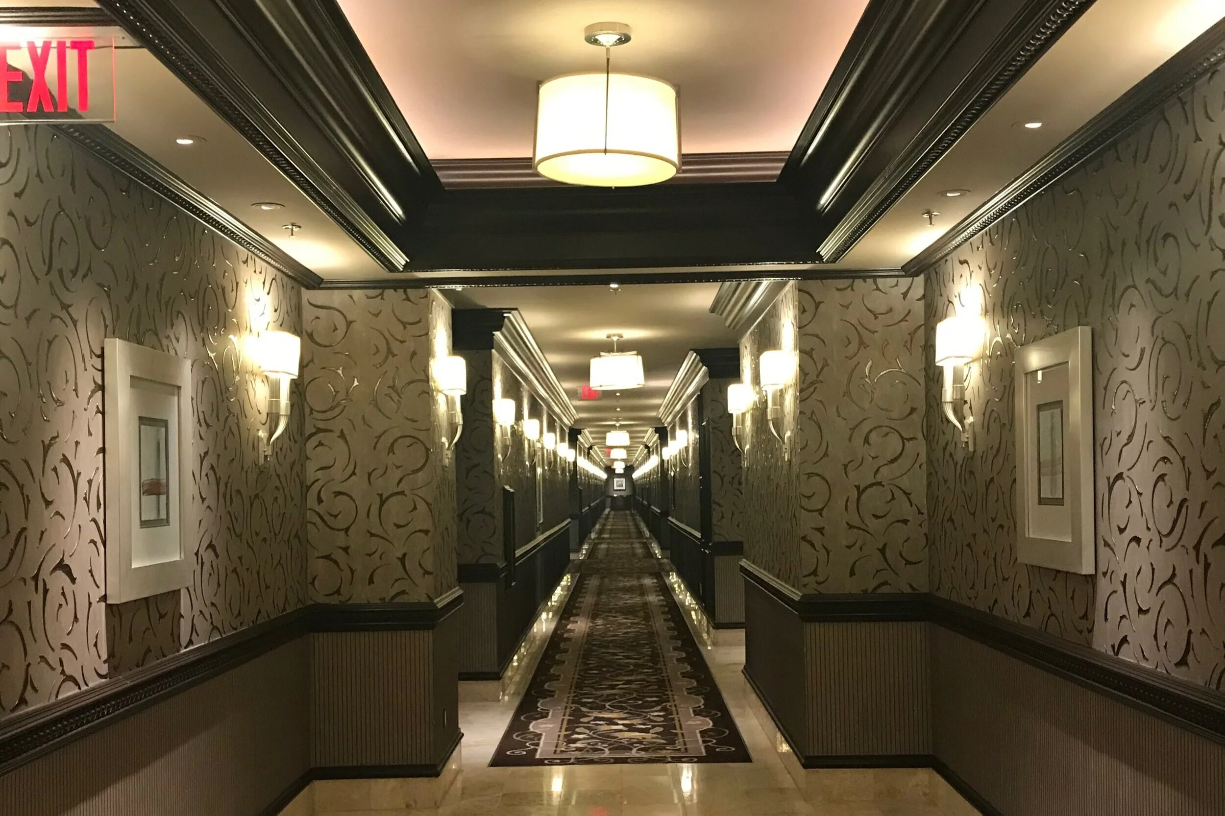  The Alice in Wonderland corridor 