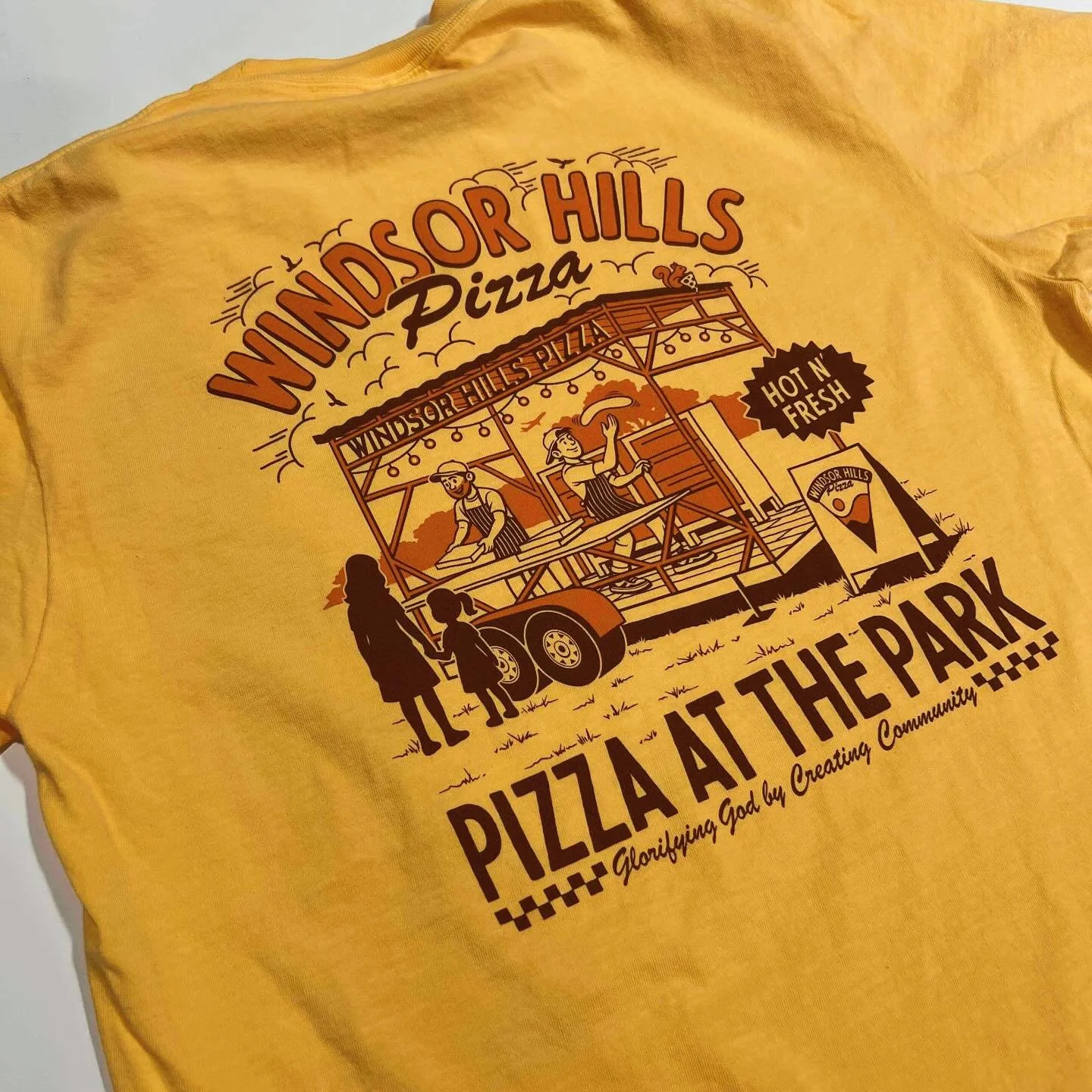 Fresh out the oven! Awesome art by our buddy @johnpelicoiii 🎨 Go grab a slice from @windsor_hills_pizza 🍕

#agprintco #agprintcompany #screenprinting #printlife #customapparel #customprinting #silkscreen #dtla #losangeles #printshop #plastisol #ink