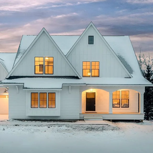 Peaceful wintertime dusk. So quiet and inviting.
&bull;
&bull;
&bull;
&bull;
#realestatephotography #mnrealtor #mnrealestate #farmhouse #homeoftheday #interior_design #designinterior #interiordecor #houseinspo #luxurerealestate #luxuryhouses #passion