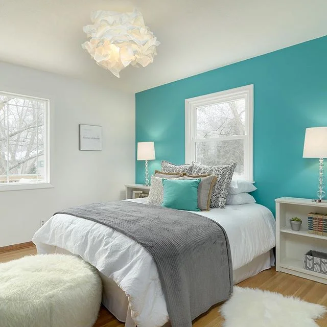 Color and staging - simple and clean.  I like it!
&bull;
&bull;
&bull;
&bull;
#realestatephotography #mnrealtor #mnrealestate #crystal #modernhomes #homeoftheday #interior_design #designinterior #interiordecor #houseinspo #luxurerealestate #luxuryhou