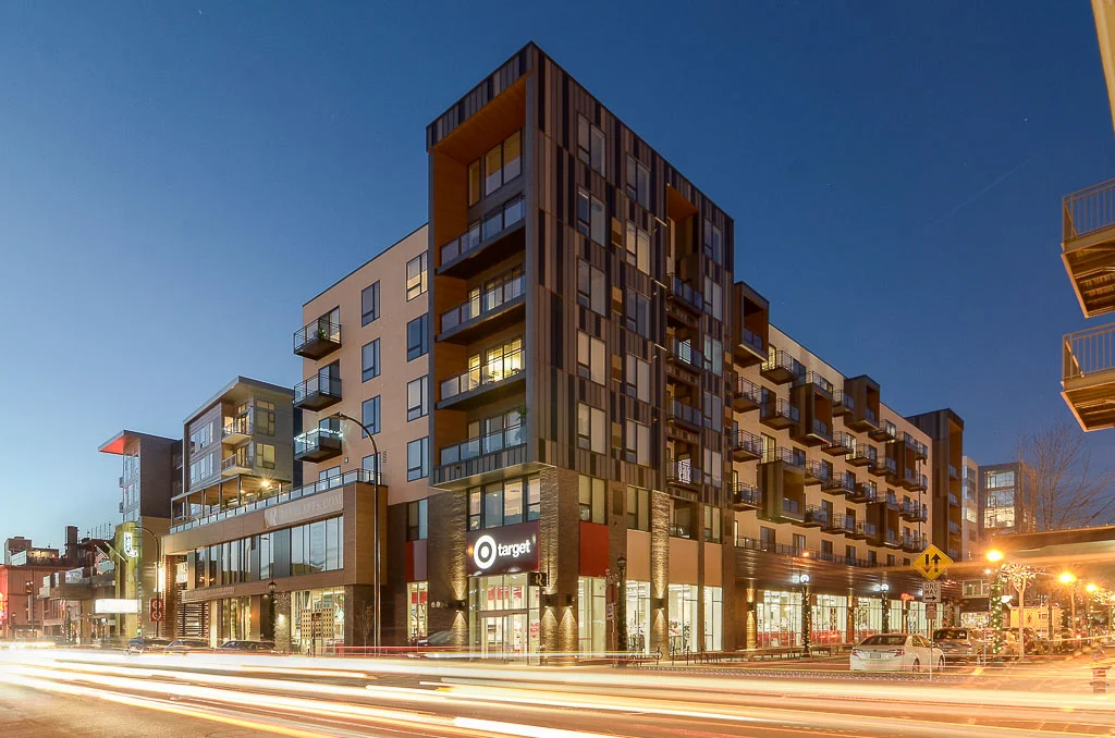 1300 West Lake St Dusk-4.jpg