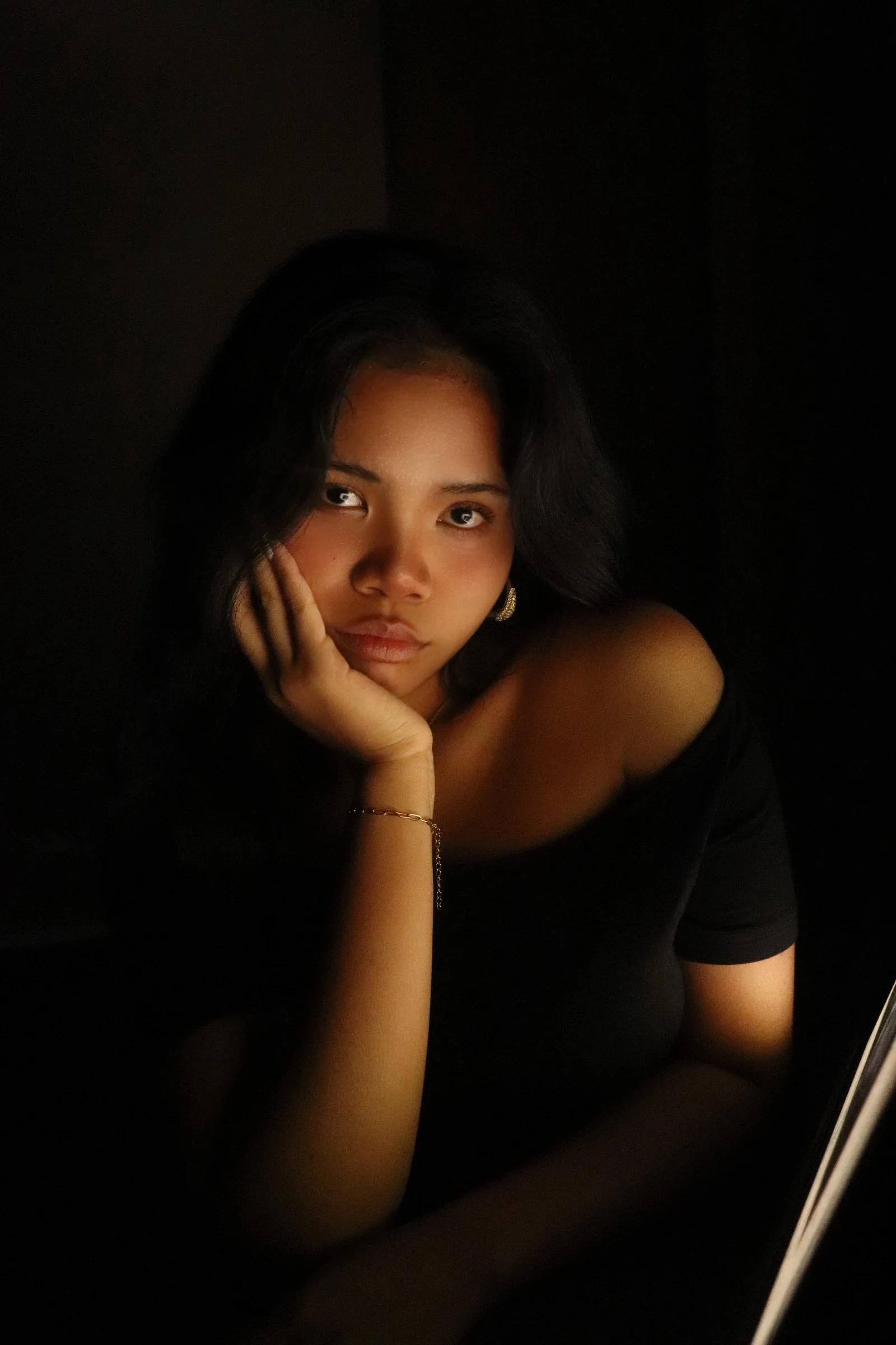Art208_NikkiHuang_C5_Screen Lightt1.JPG