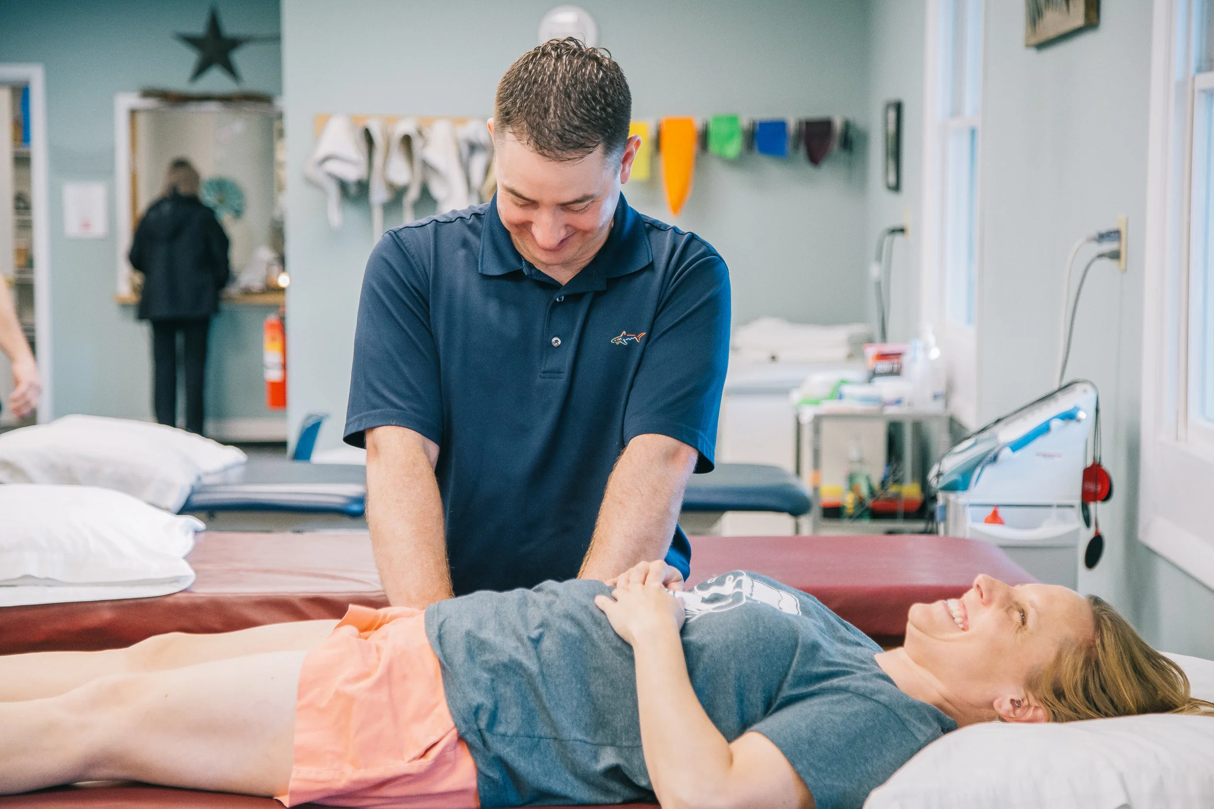 Lattimore Penn Yan Physical Therapist, Jason working with patient