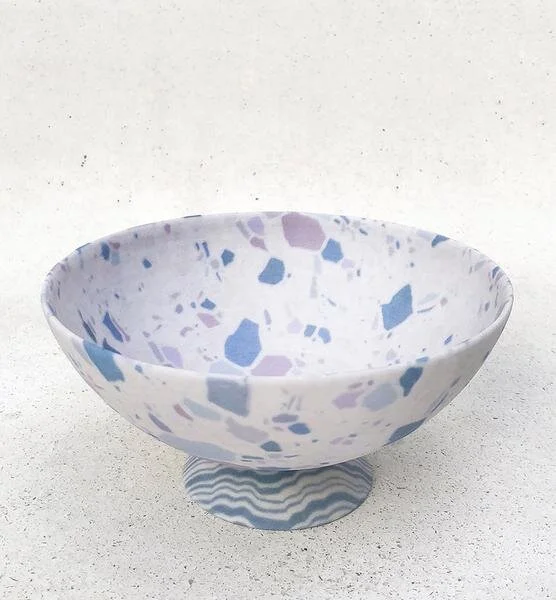 blue_bowl_cover_5bc394b6-a8a9-4207-b2c7-d7af43cddca0_grande.jpg