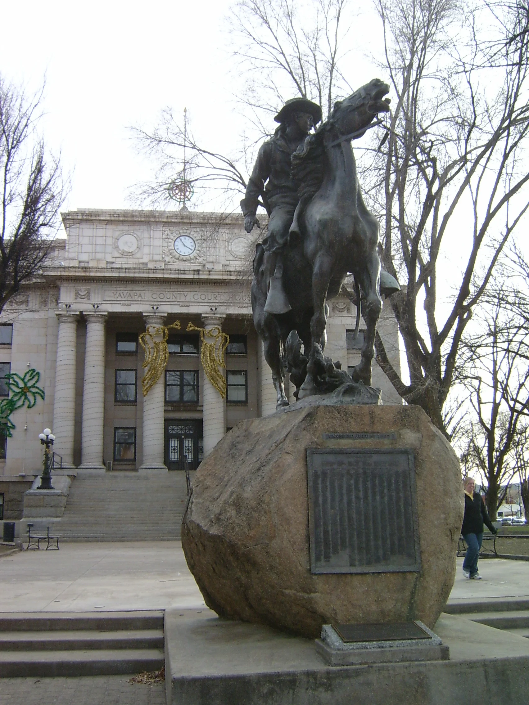 Statue.JPG