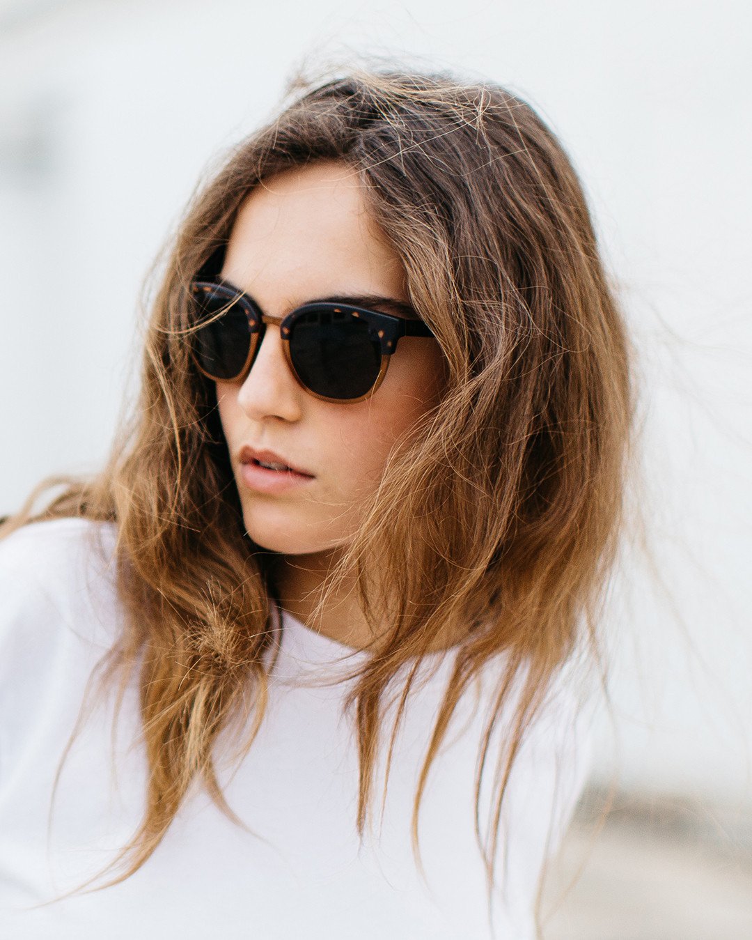The NAZAR truly embodies the EPØKHE design of creating modern yet classic styles.