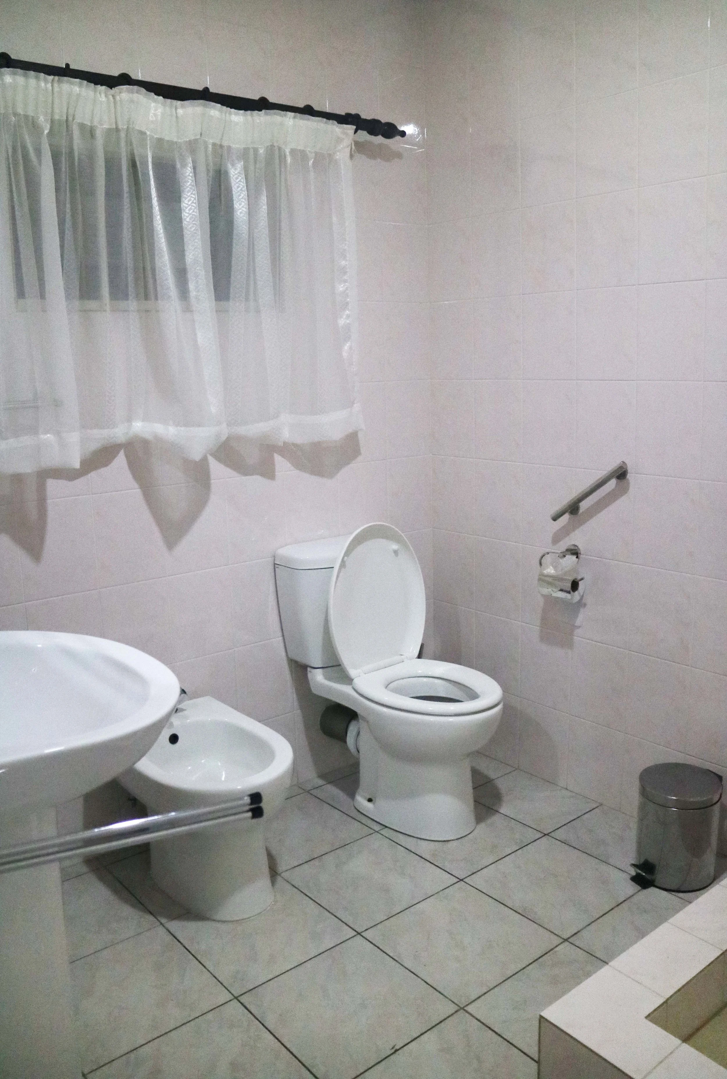 Main Room 7.jpg