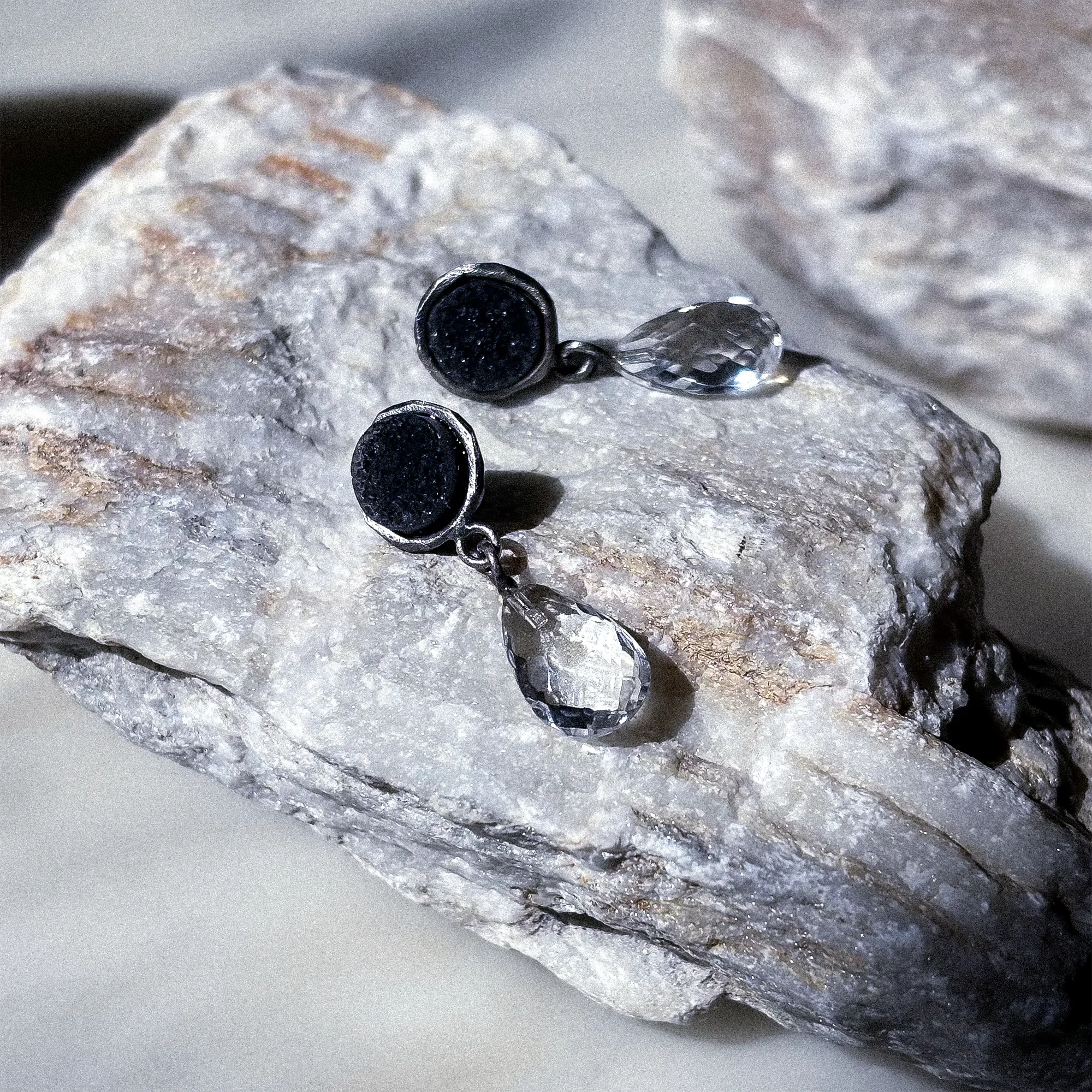 heinrich_Ohrschmuck Rock Crystal_0.webp