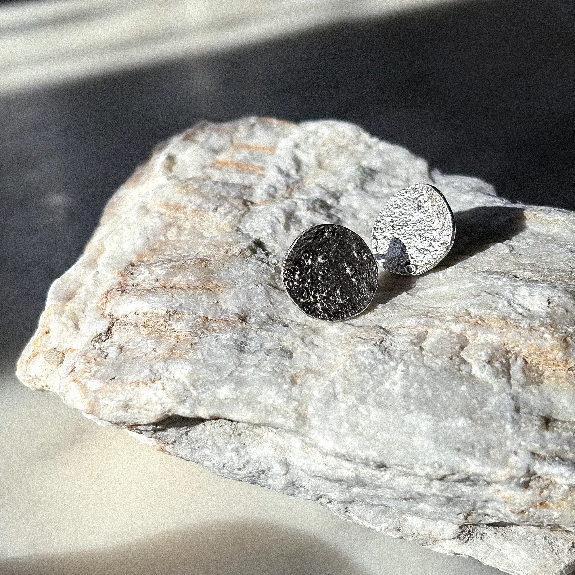 Ohrschmuck to the moon