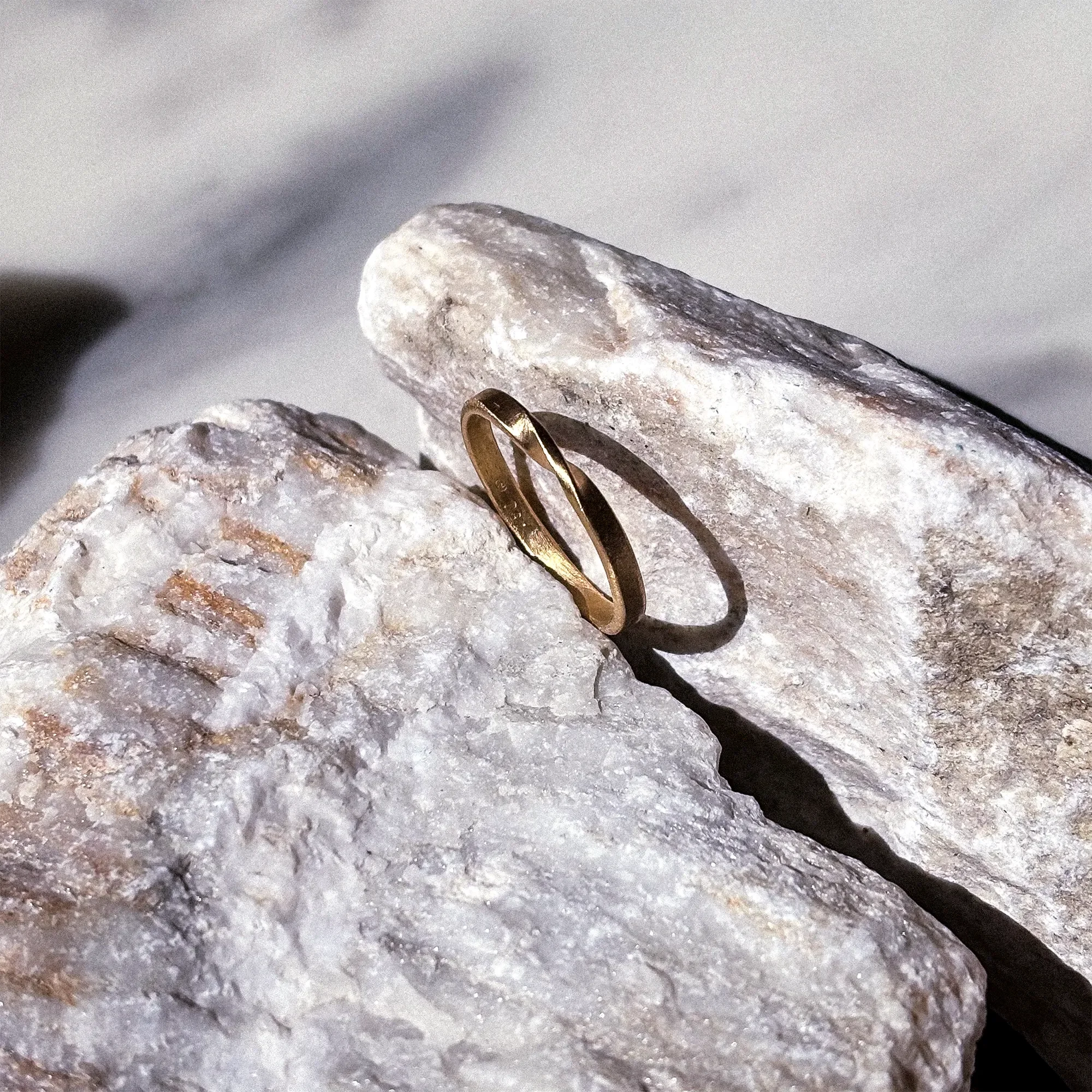 heinrich_Ring Twisted_3.webp