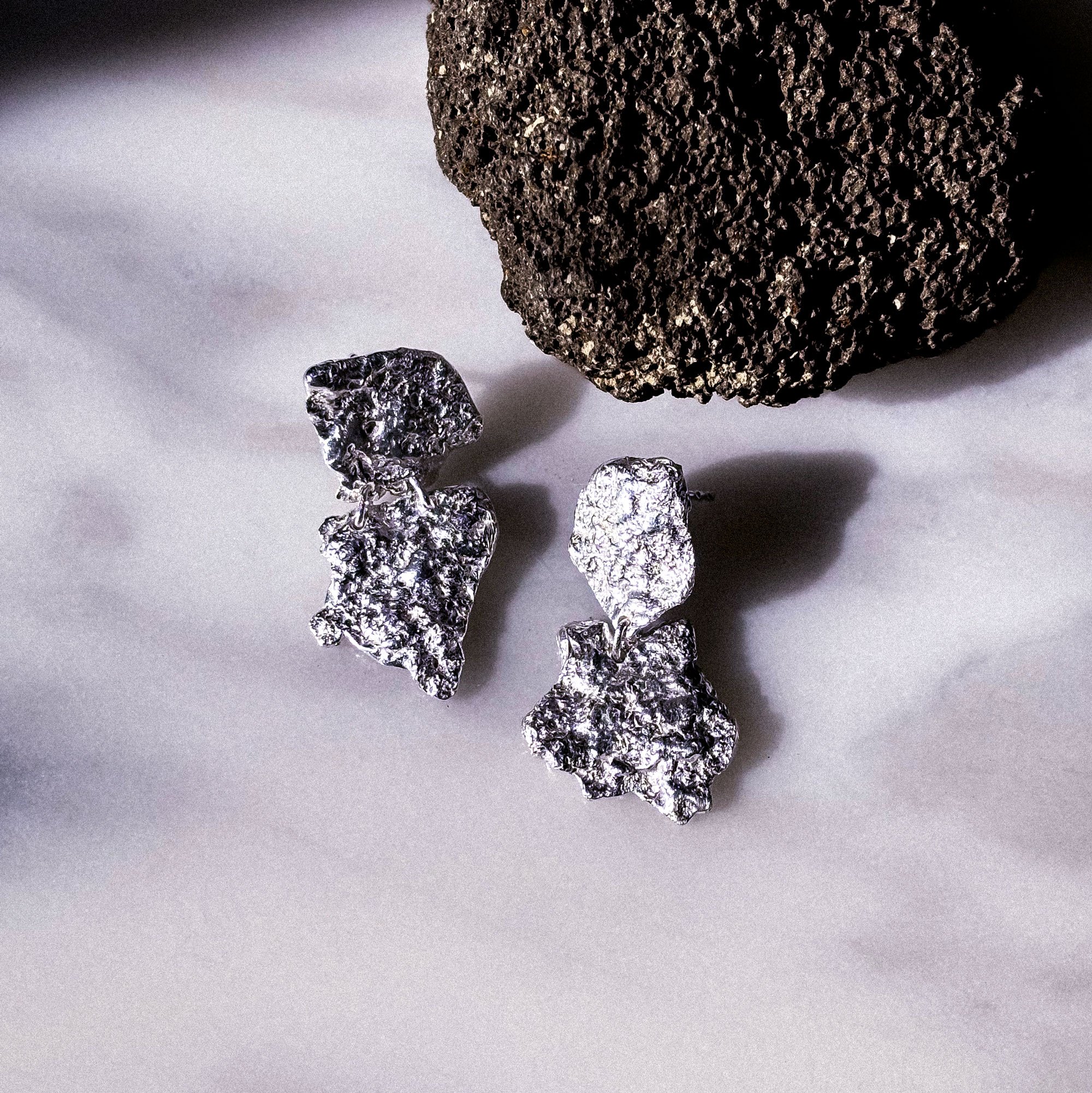 heinrich_Ohrschmuck_SilverTuff_image0b.jpg