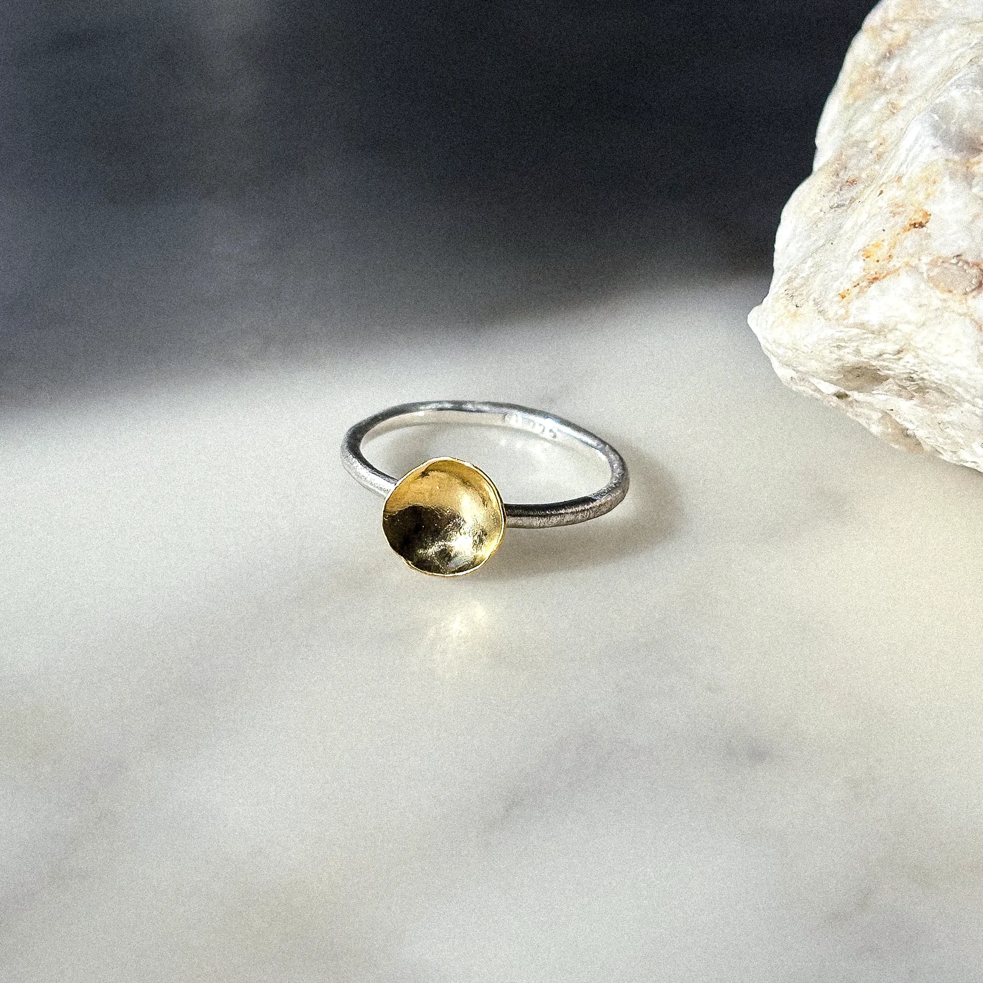 heinrich_Ring Gold meets Silver_image1.webp