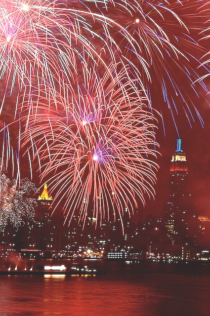 2008 MACYS FIREWORKS 766 - Version 3.jpg