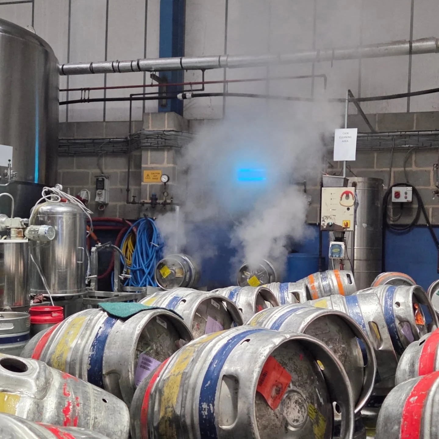 Hot 'n' steamy...also reminding you it's Valentine's Day tomorrow 😉

#stancillbrewery #valentinesday #breweryviews #sheffield #sheffieldissuper