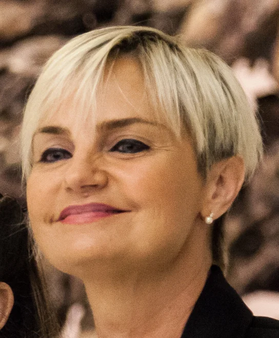 Claudia.jpg
