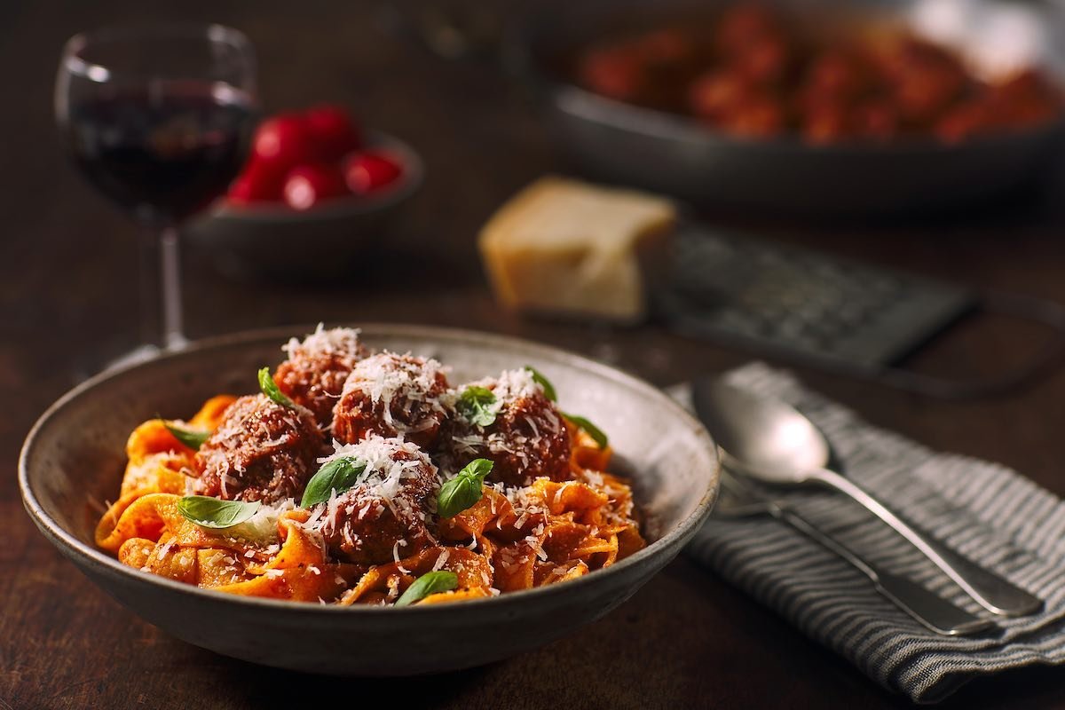 POV: you&rsquo;re a meatball lying on a bed of pappardelle, swaddled in tomato butter sauce and nestled under a blanket of Parmesan 🍝 🛌 😴🍷

My recipe for nduja meatballs with pappardelle and tomato butter sauce is over on the @peppadewuk website.