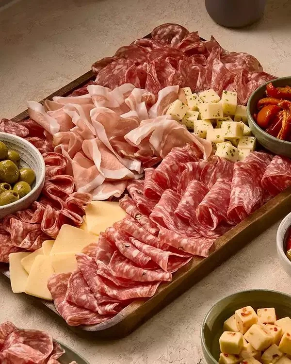 C004_Tall_Charcuterie_picky_bits_nibbles.jpeg