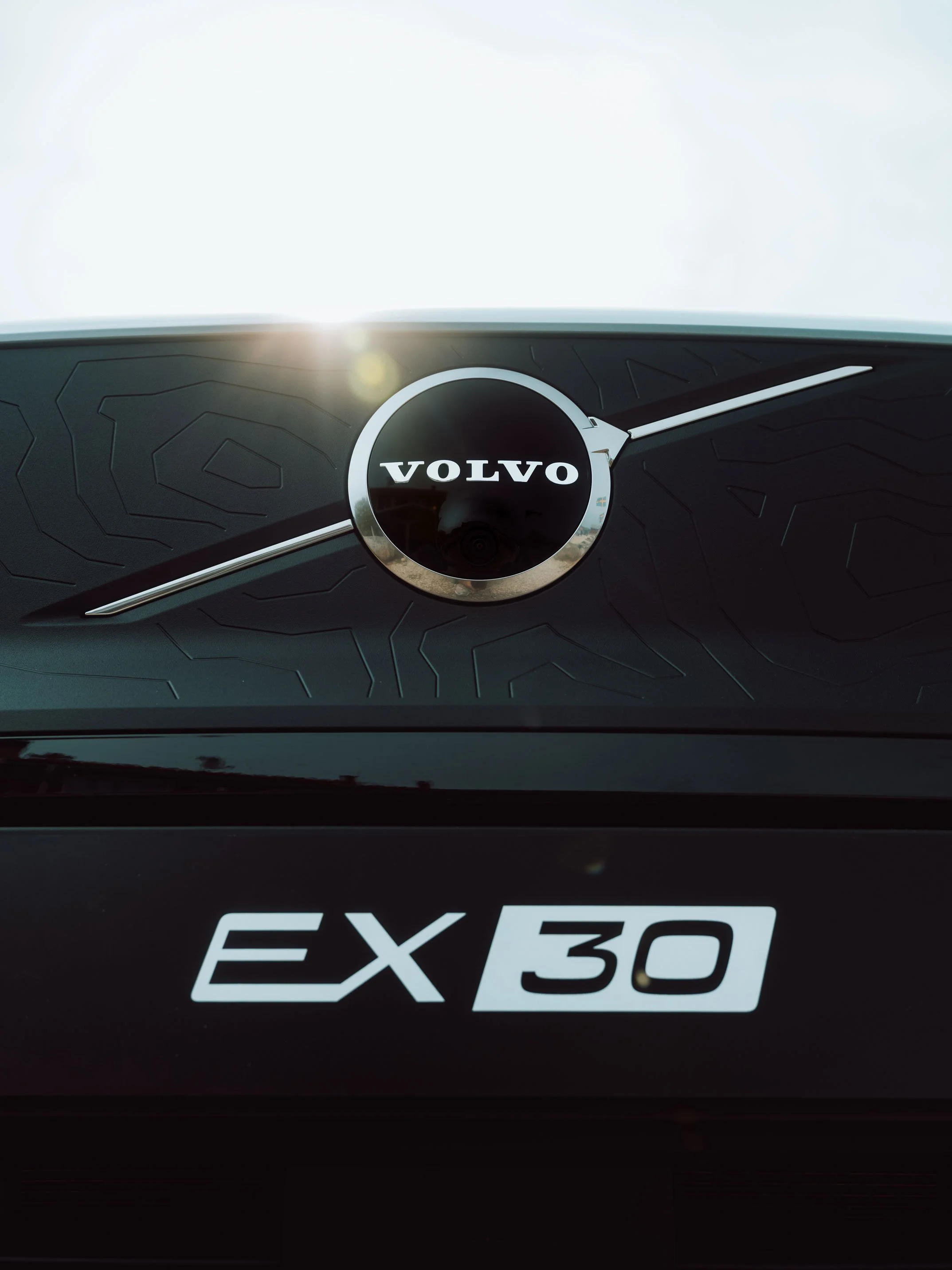 Volvo-Midsummer-Drive-Campaign-Sjoerd-Bracke-EX30-Cross-Country-logo.jpg