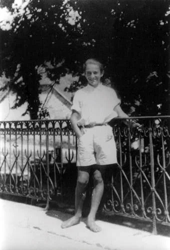 Reiss-Theodore-IZIEU---1943.jpg
