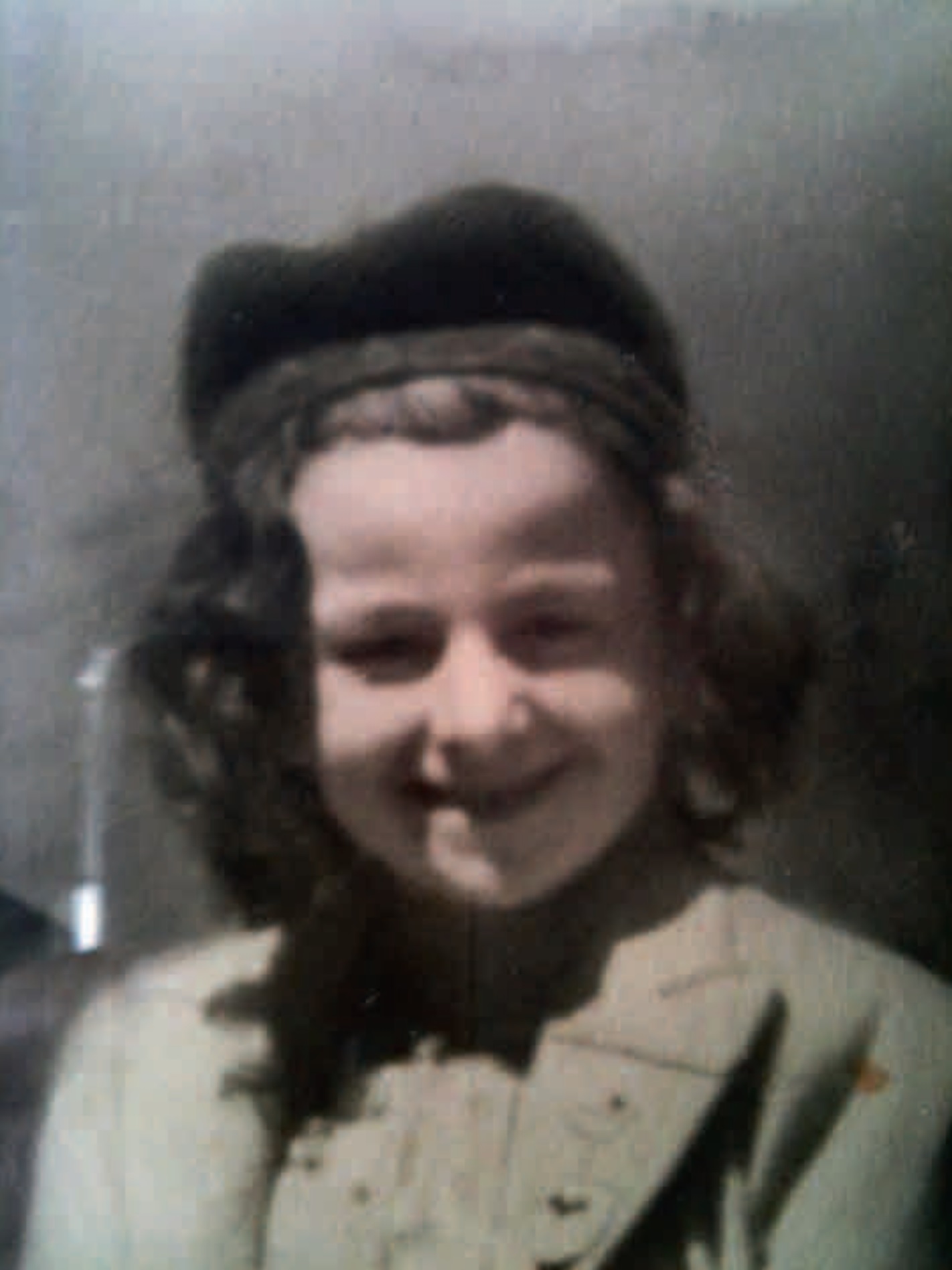 Annette Gletzere est déportée à Auschwitz le 19 août 1942 par le convoi 21.