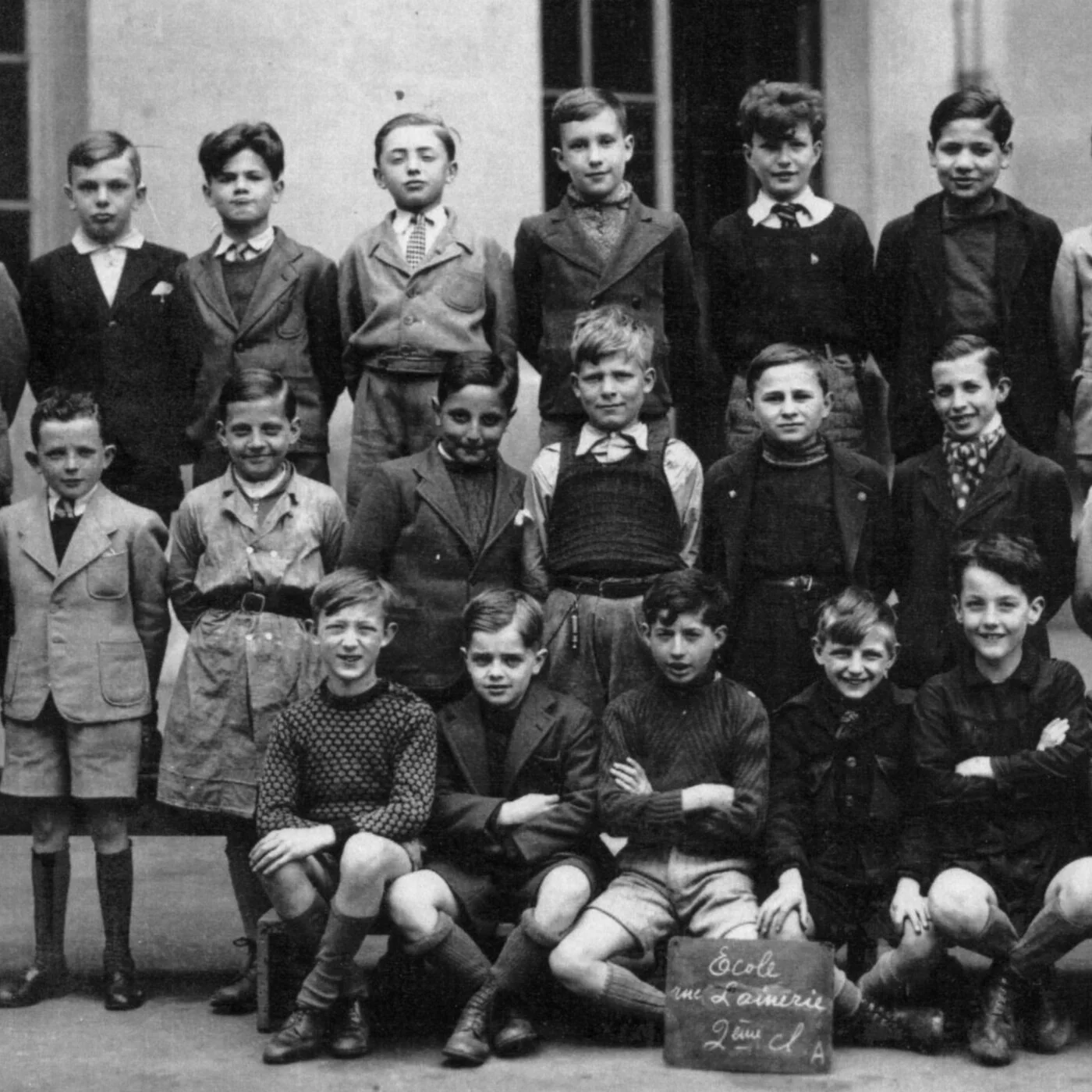 Ecole Gerson, classe de 5ème (1943-44): Claude Halimi (2ème rang, 4ème place en partant de la G)