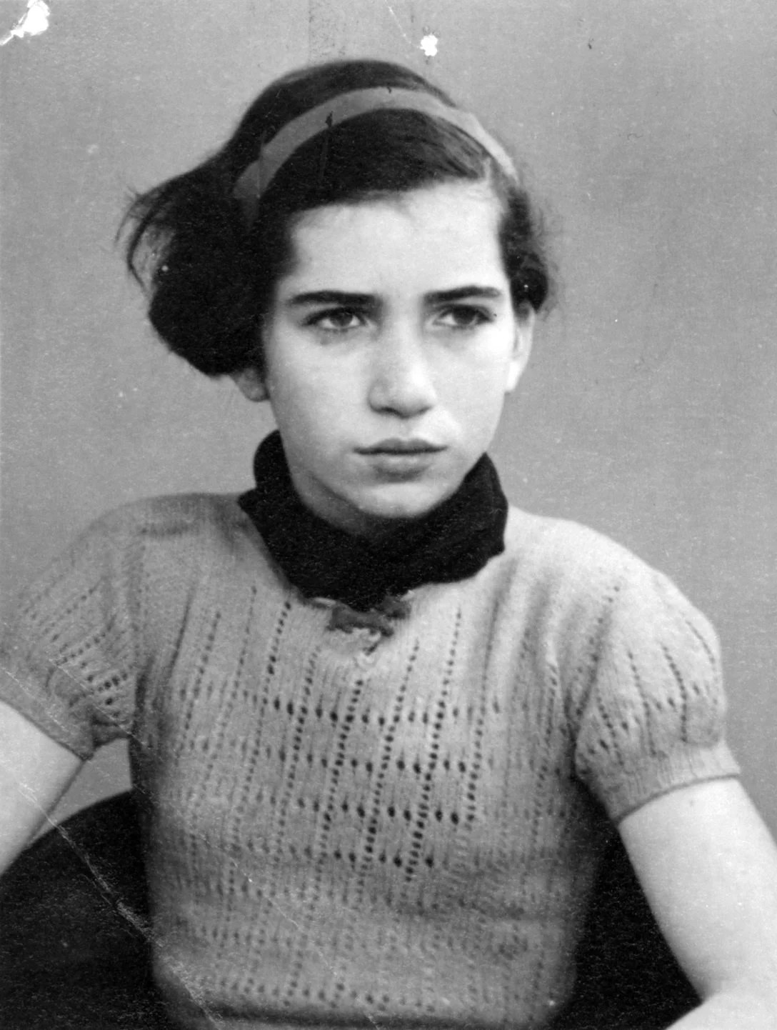 Wolf Anne-Rose 2.jpg