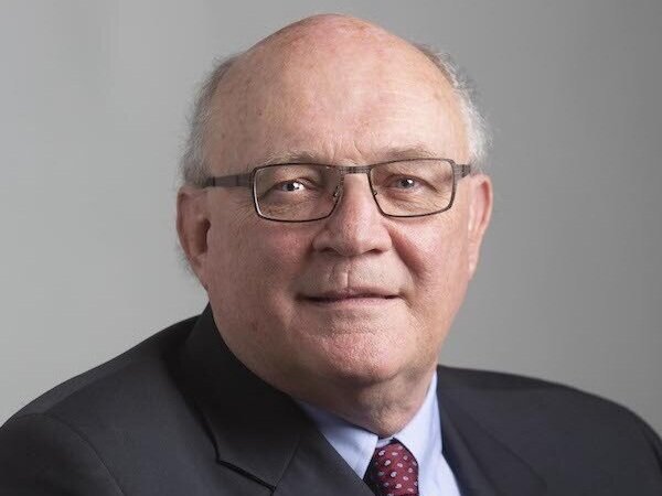 Lieutenant Governor Recognizes Dr. Robert A. Strang for Excellence in Public Administration