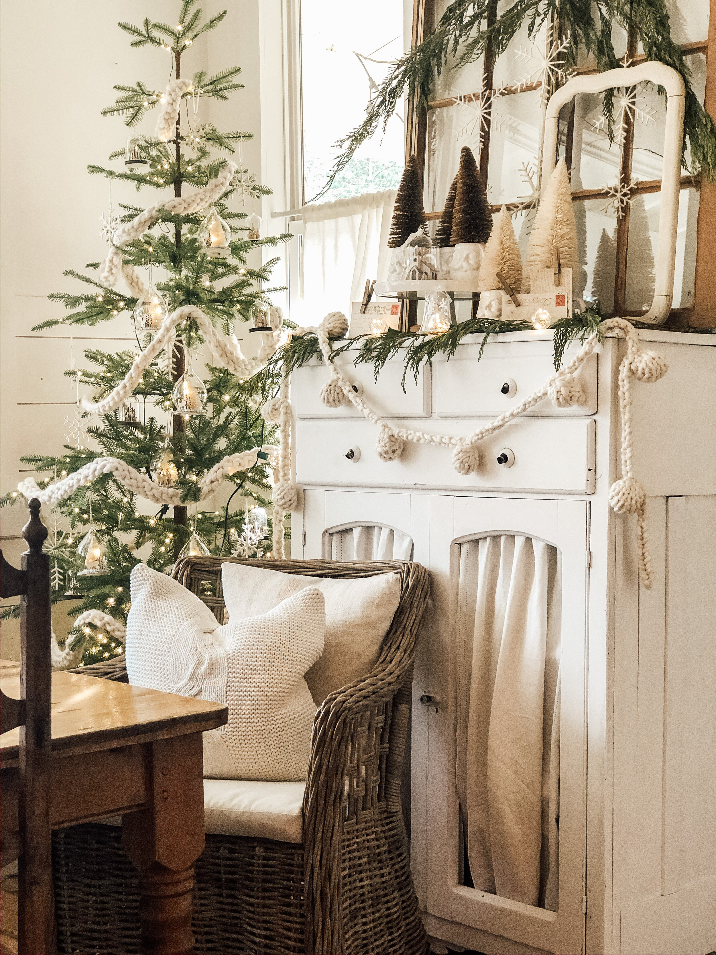 Simple Vintage Christmas DIY 
