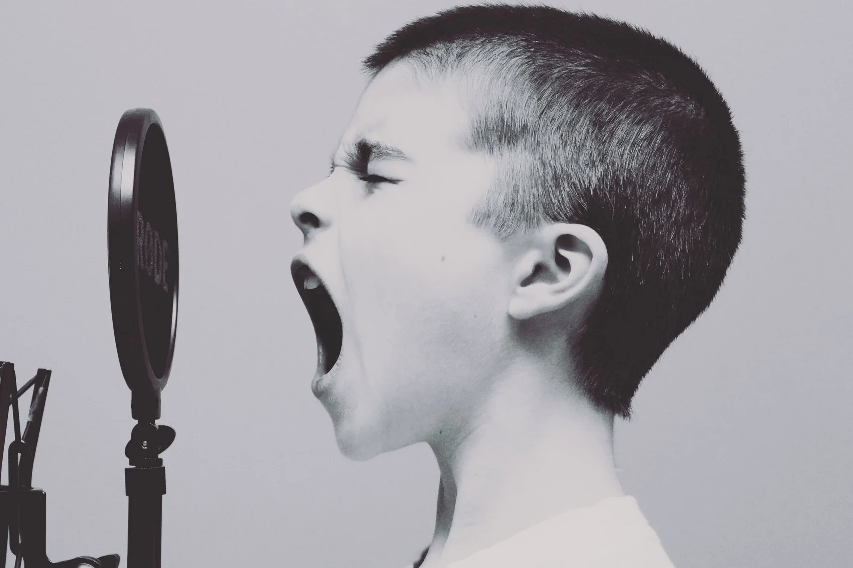 SIGNS OF POST TRAUMATIC STRESS DISORDER (PTSD)