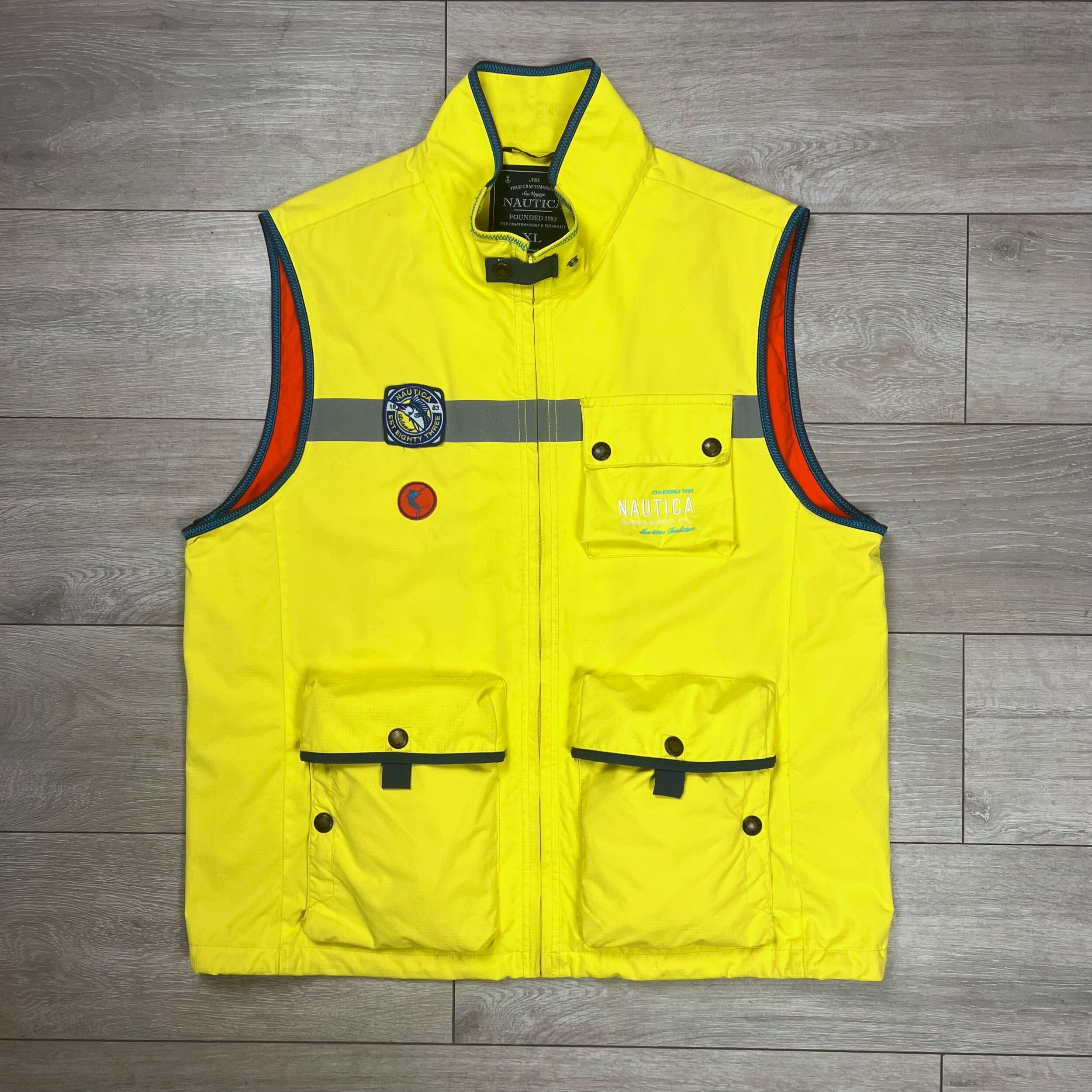 FBE52106-F201-44B2-89B4-59CBD4D3ED8D