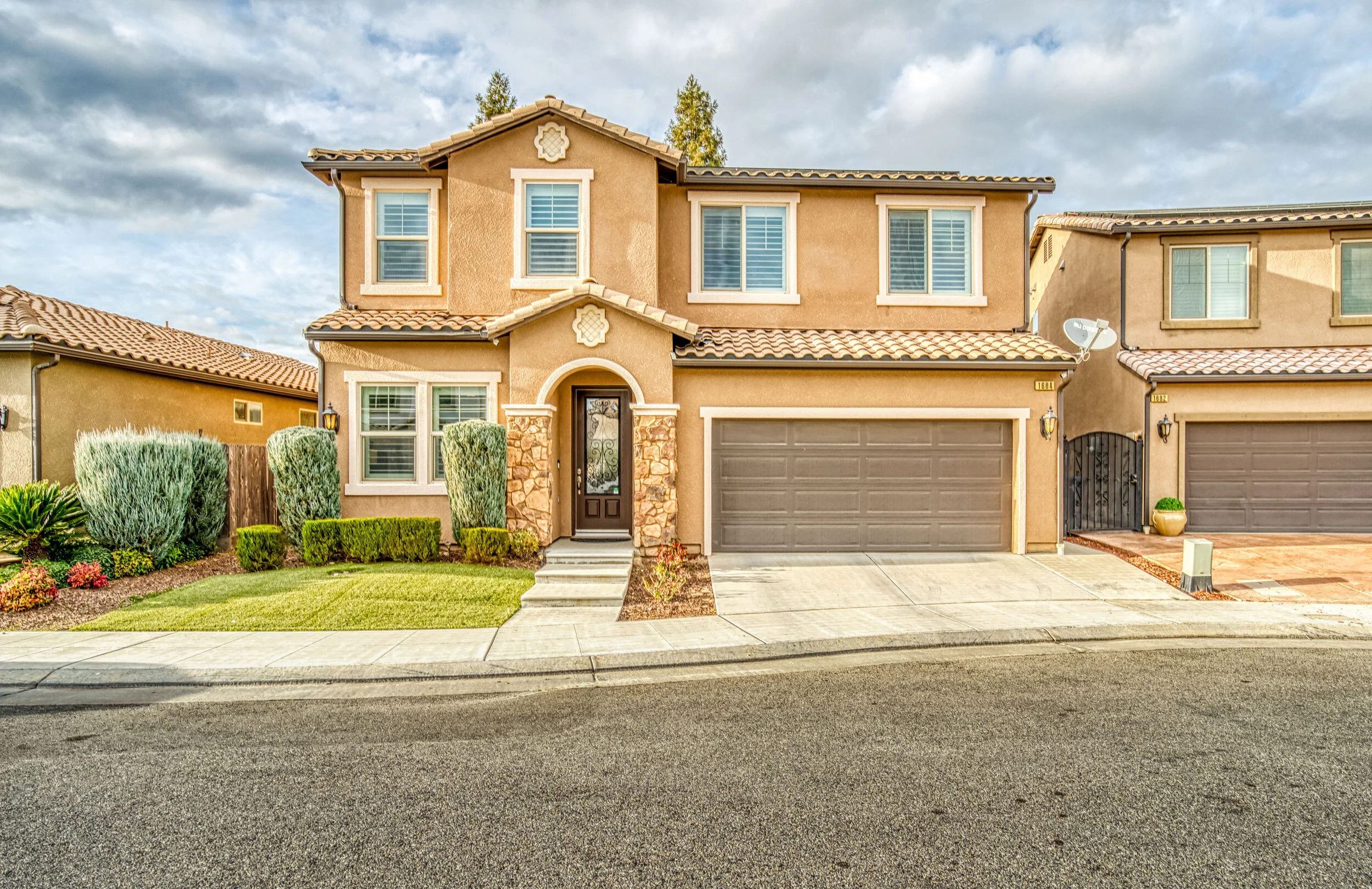 1684 East Green Sage Avenue