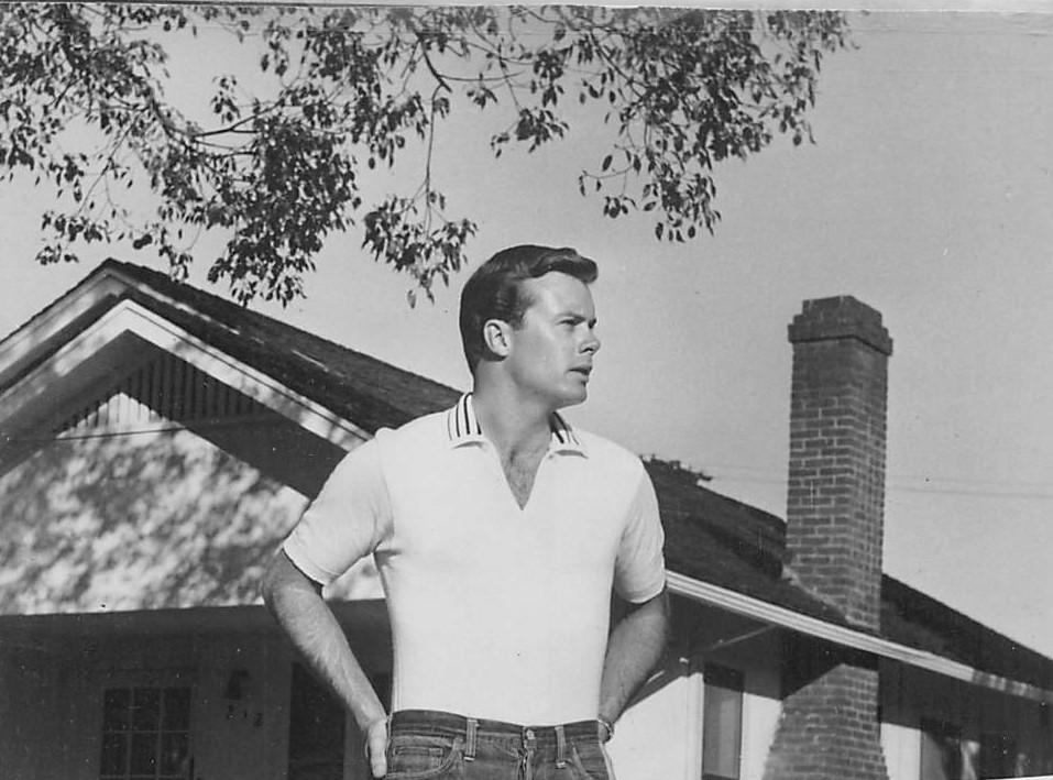  Bob in front of 212, c. Jan. 1955  Photo: Larry Barbier for Global Photos, New York City. May have been used in  Screenland , July 1955. 