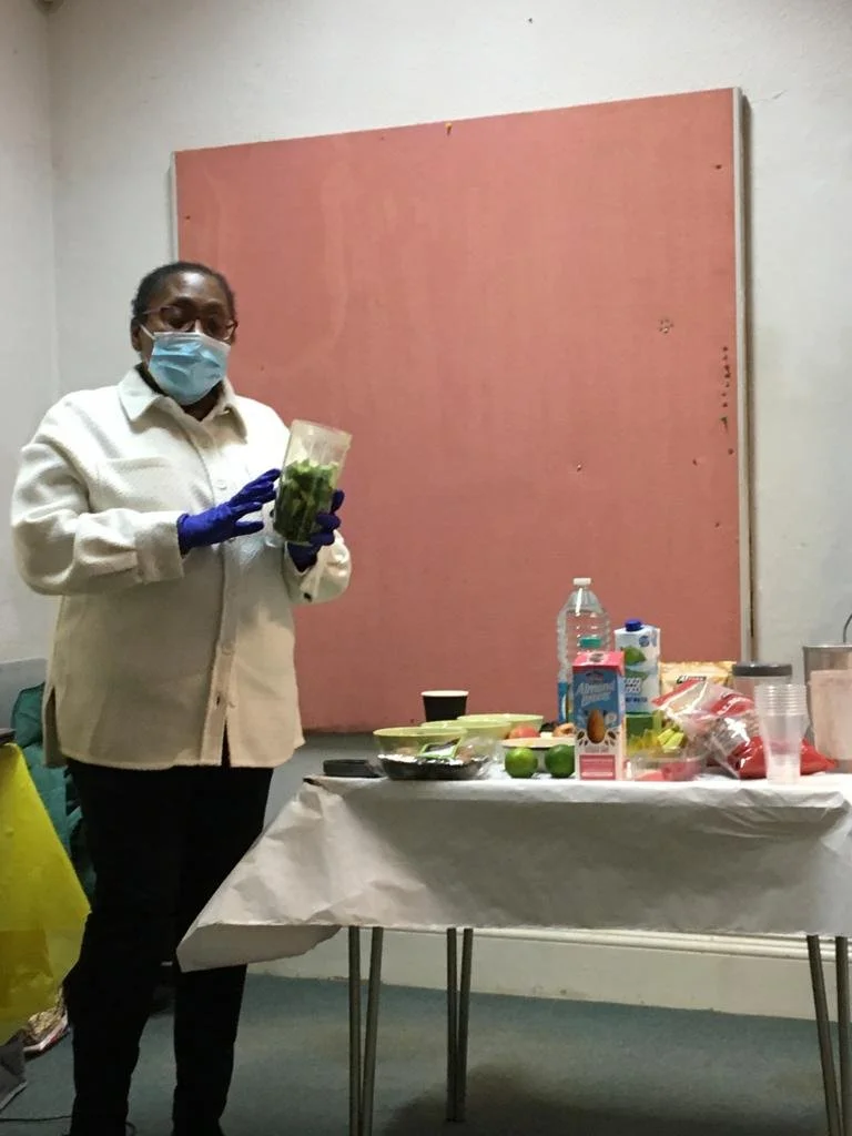 Nurse Jennie James talks to the community on Boosting our Immunity with Veg and Fruit smoothies