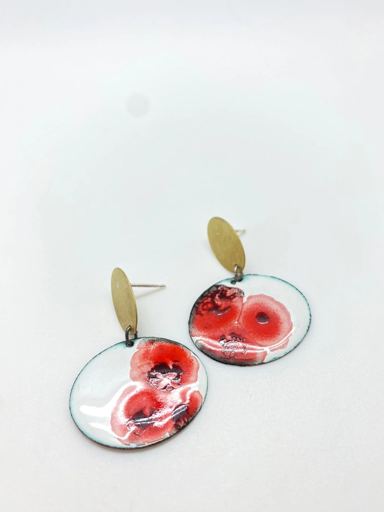 Brincos Oval Latão D