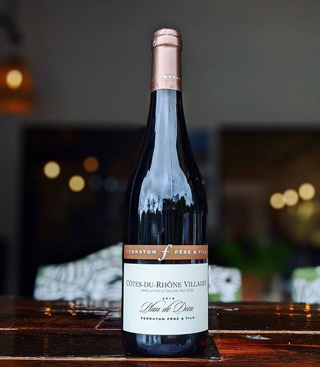 Happy Father's Day! Today we're featuring the Ferraton C&ocirc;te-Du-Rh&ocirc;ne Villages. ⁣
⁣
P&egrave;re &amp; Fils in French means Father and Son. The Ferraton Family has been making wine since 1946 and they continue to make high quality Grenache-