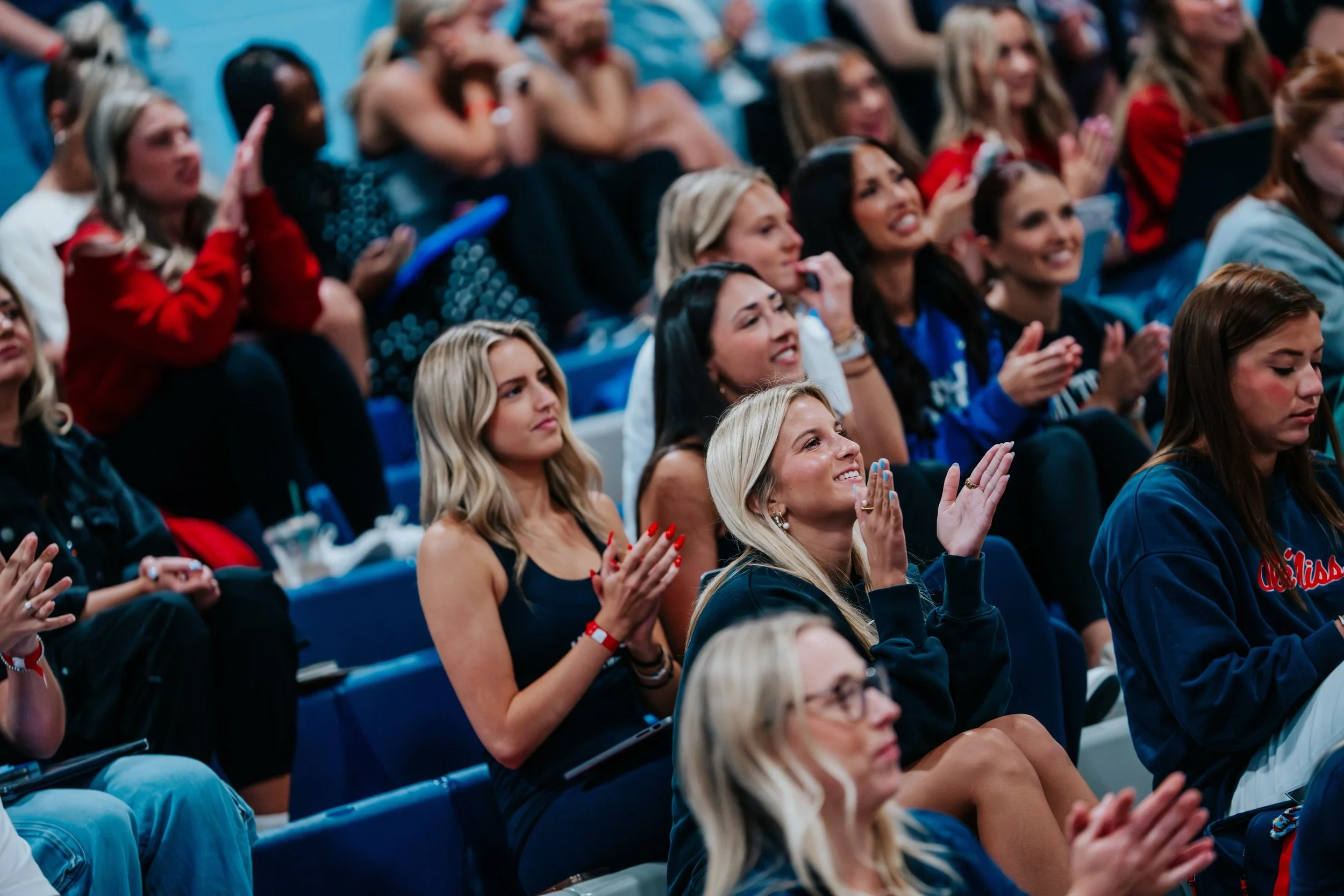 📍 Miami REGIONAL COMBINE Recruiting Colleges are here!

👉 Go to our Miami story highlight to view the full list of college programs recruiting this weekend.

#Collegedanceteam #recruiting #dancerecruitment #danceteam