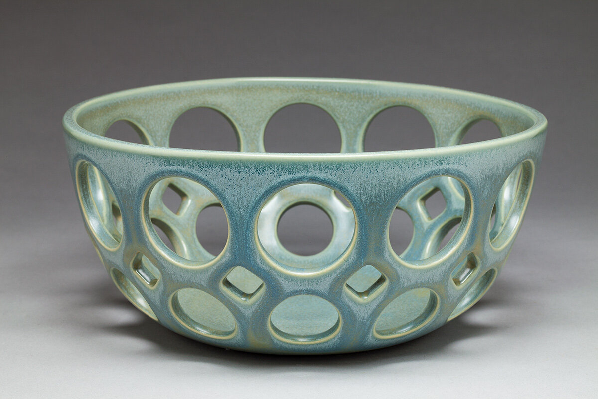 Lynne-Meade-Round-Openwork-Bowl-1200-800px.jpg
