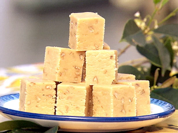 (pic via http://www.foodnetwork.com)